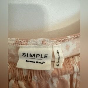 Women’s tunic knit top